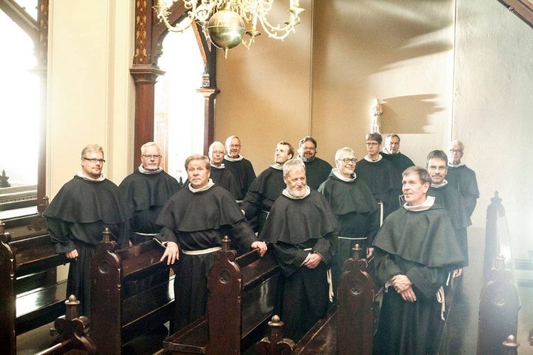 Oi ruusu ainutkertainen - Corvus Laurencij -kuoron joulukonsertti Oi ruusu ainutkertainen - Corvus Laurencij -kuoron joulukonsertti