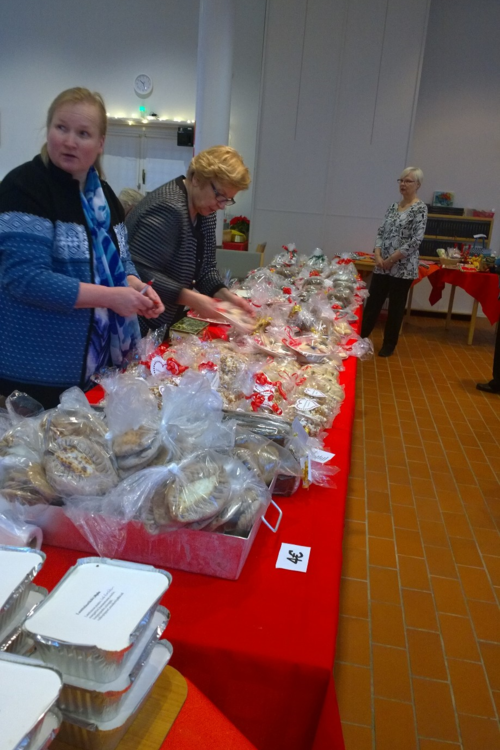 Diakonian Joulumyyjäiset Diakonian Joulumyyjäiset