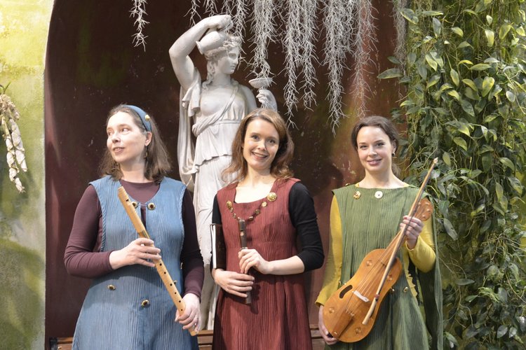Trio Sufira: Va t’en mon chant - Riennä, lauluni / Laurin päiväkonsertit -sarja Trio Sufira: Va t’en mon chant - Riennä, lauluni / Laurin päiväkonsertit -sarja
