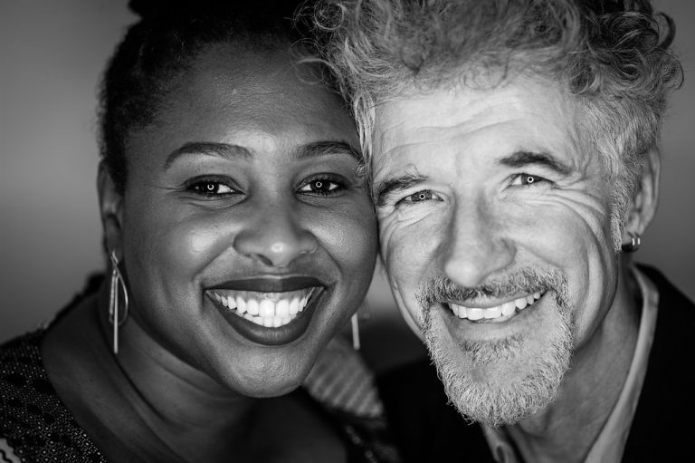 Folk-gospel duo Dan + Claudia Zanes / Laurin päiväkonsertit -sarja Folk-gospel duo Dan + Claudia Zanes / Laurin päiväkonsertit -sarja.