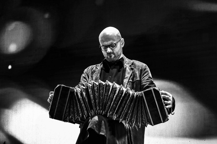 Laurin päiväkonsertit -sarja: Henrik Sandås (harmonikka ja bandoneón) Laurin päiväkonsertit -sarja: Henrik Sandås (harmonikka ja bandoneón)