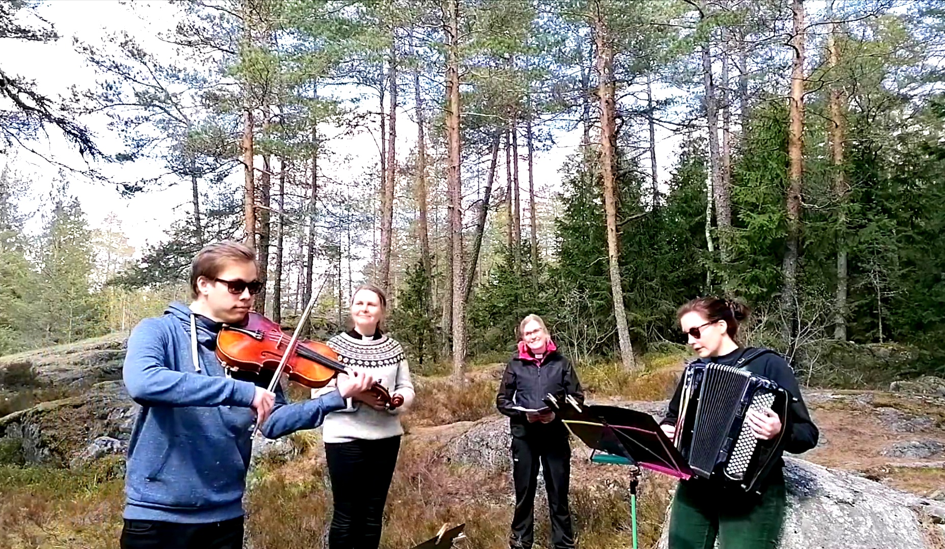 VERKOSSA: Luontokirkko Kuusijärveltä Luontokirkko