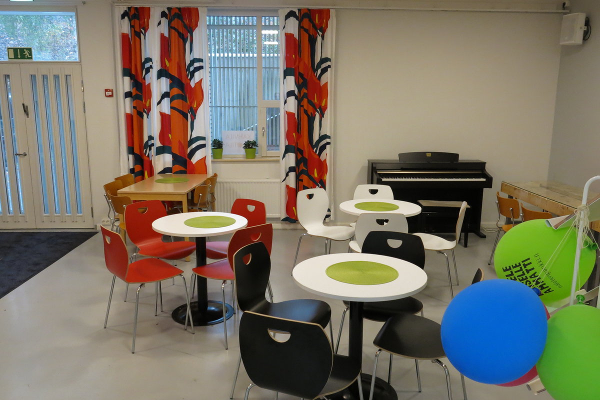 Myyrmäen kirkon Café (suljettu) Myyrmäen kirkon Café (suljettu)