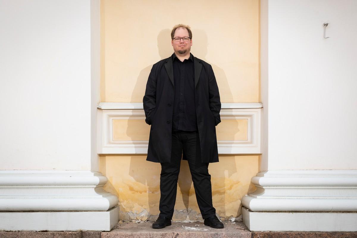 Aku Visala on työskennellyt tutkijana paitsi Helsingissä, myös Oxfordin, Princetonin ja Notre Damen yliopis...